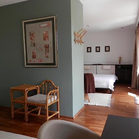 Csiki Apartman Budaörs Pokoj fotografie