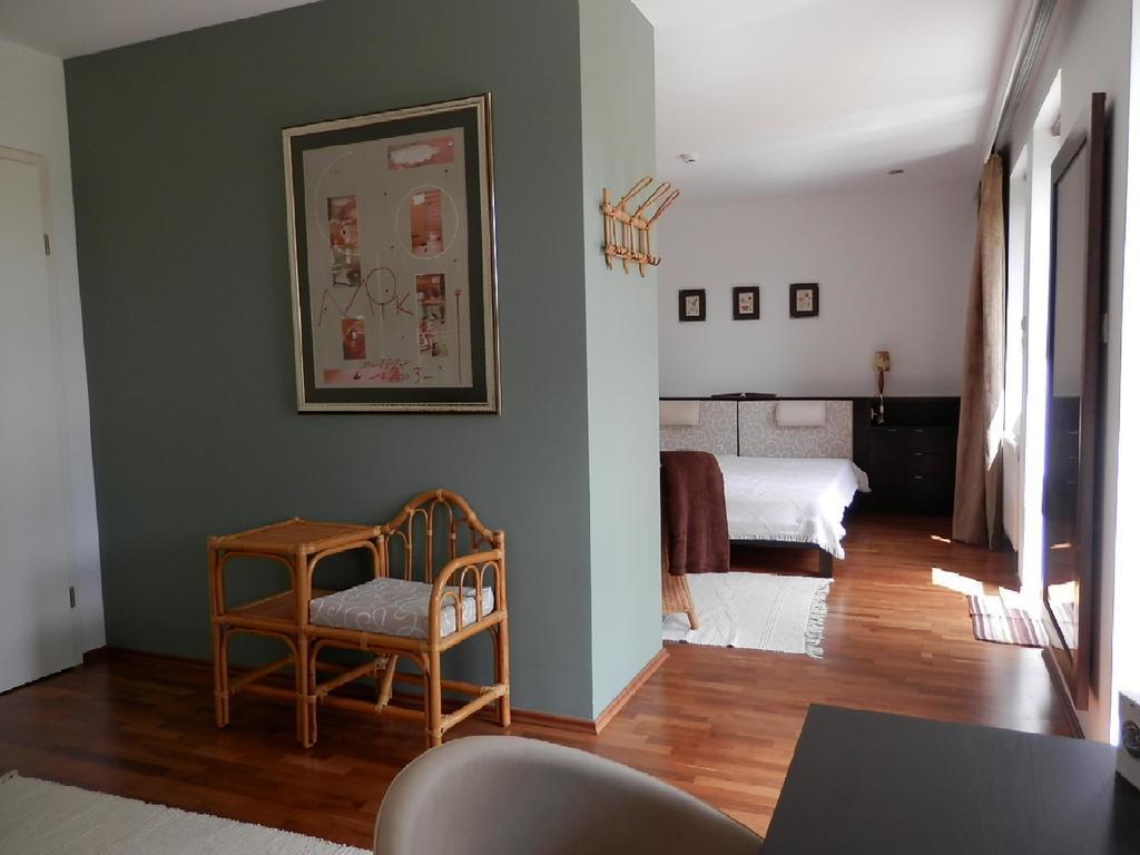 Csiki Apartman Budaörs Pokoj fotografie